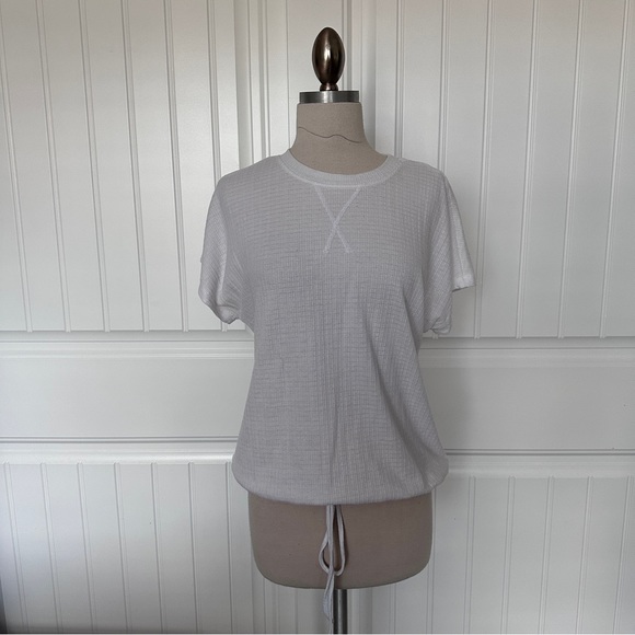 Como Vintage Tops - Como Vintage White Short Sleeve Tee